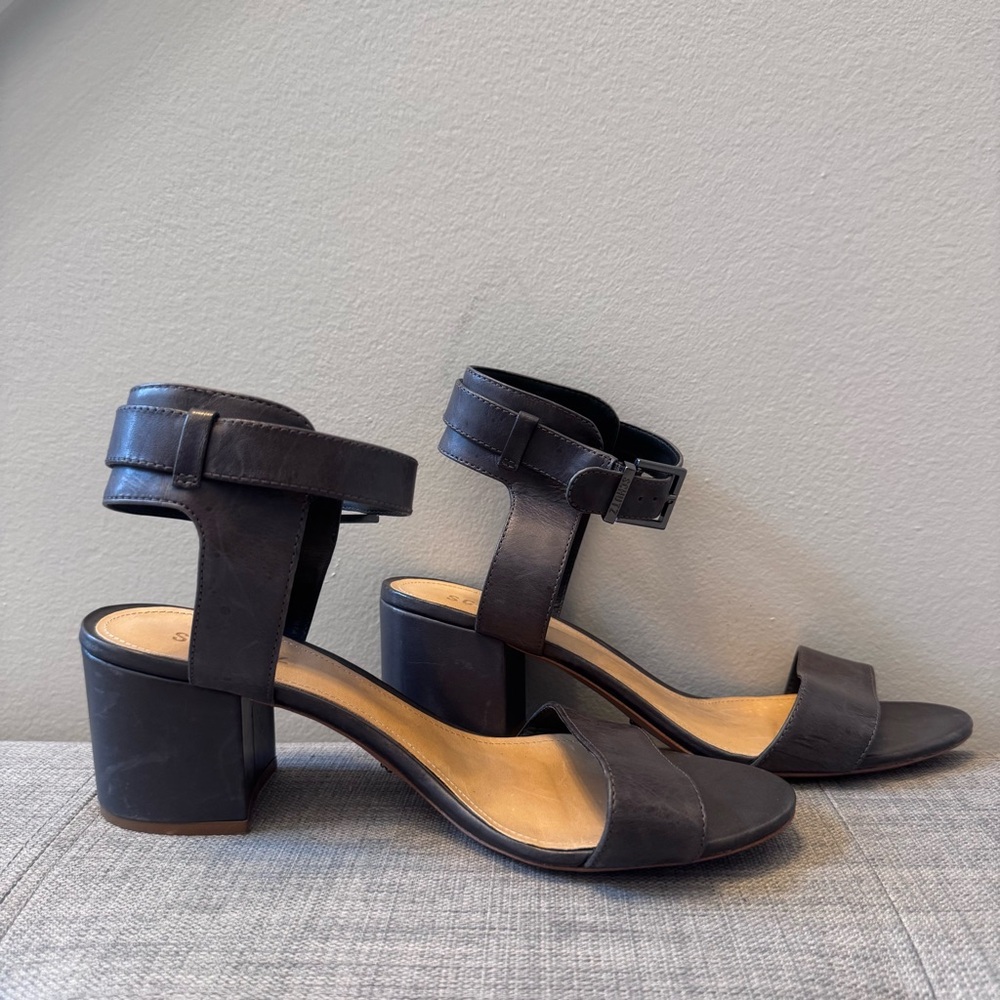 SCHUTZ Navy Block Heel Sandals | Size 9.5